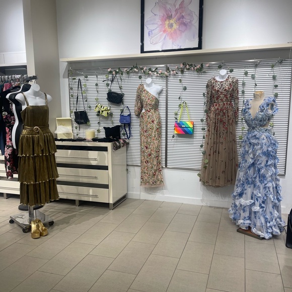 Live Show Sneak Peek Photos - Picture 4 of 11